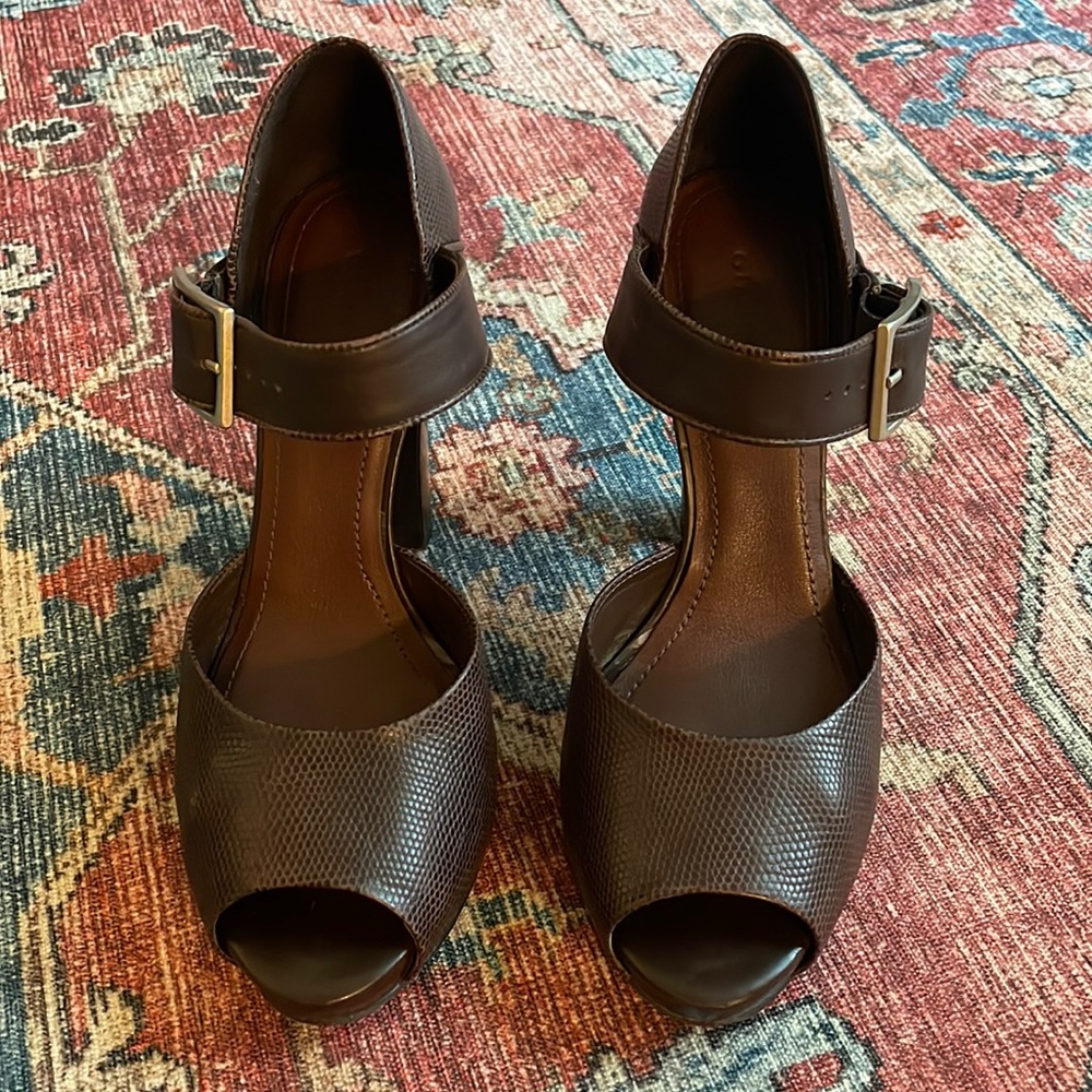 Gianni Bini Peep Toe Heels 8.5